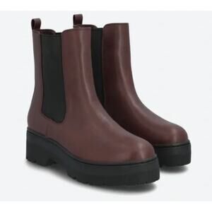 MIA Ronan Chelsea Boots Size 8.5 Burgundy Platform Lug Sole